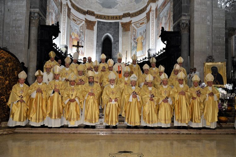 CATANIA. CHIESA IN FESTA PER IL GIUBILEO DELL’ARCIVESCOVO